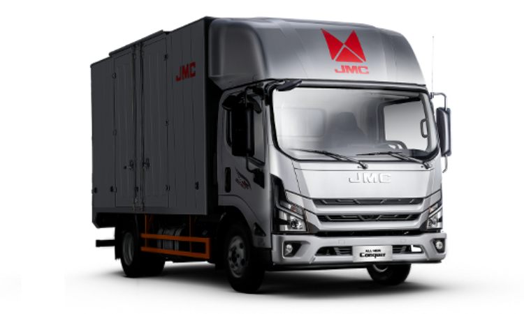 camión con carrocería instalada